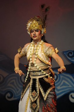 Krishna harimurti (Krishna, liderin ustası) isimli Kresnayana tiyatrosu)