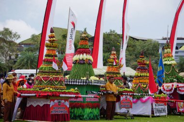 The celebration of grebeg Pancasila. Grebeg Pancasila is held to celebrate Pancasila day