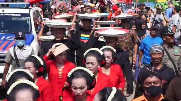 Javanese Thanksgiving Indonesian Also Call Larung Semboyo Labuh Laut Larung — ストック動画