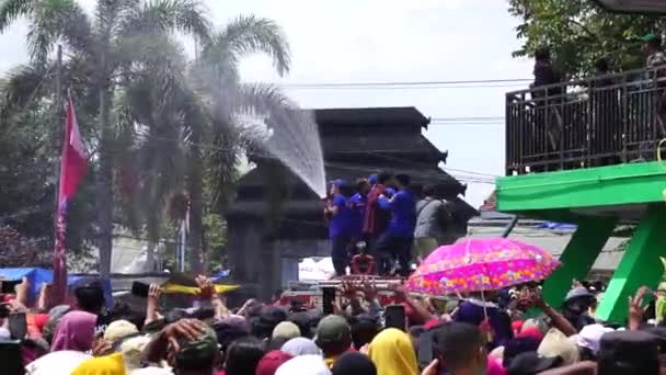 Siraman Gong Kyai Pradah Ceremony Ceremony One Indonesian Intangible Cultural — Stockvideo