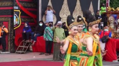 Indonesian perform gedog blitar dance on the opening ceremony blitar jadul. This dance means welcome dance
