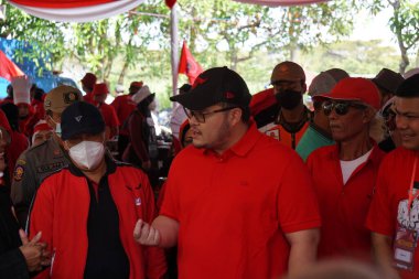 Bulan Bung Karno 'yu kutlamak için Kediri Hanindhito Himawan Pramana (Mas Dhito) Mustikarasa (Yemek Festivali) naibi
