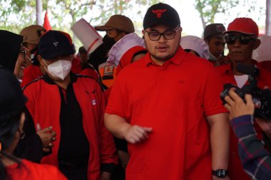 Bulan Bung Karno 'yu kutlamak için Kediri Hanindhito Himawan Pramana (Mas Dhito) Mustikarasa (Yemek Festivali) naibi