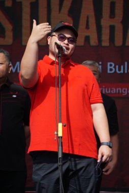 Bulan Bung Karno 'yu kutlamak için Kediri Hanindhito Himawan Pramana (Mas Dhito) Mustikarasa (Yemek Festivali) naibi
