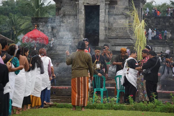 Procesión Ruwatan Ruwatan Una Las Ceremonias Cultura Javanesa Que Tiene —  Fotos de Stock