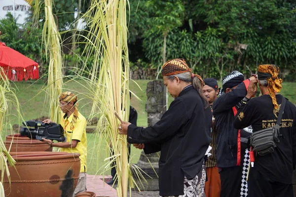 Procesión Ruwatan Ruwatan Una Las Ceremonias Cultura Javanesa Que Tiene — Foto de Stock