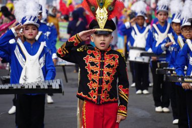 Milli Eğitim Günü 'nü kutlamak için Endonezya karnavalı