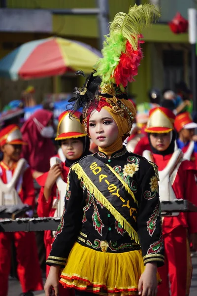 印度尼西亚庆祝国家教育日的嘉年华 — 图库照片