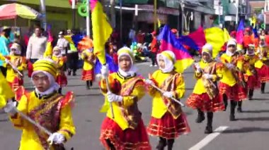 Milli Eğitim Günü 'nü kutlamak için Endonezya karnavalı