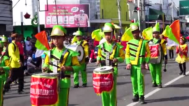 Milli Eğitim Günü Kutlamak Için Endonezya Karnavalı — Stok video