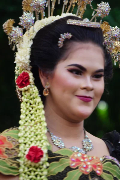 Indonesisch Met Een Javaanse Trouwjurk — Stockfoto