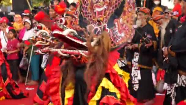 Karneval Der Javanischen Barongan Kirab Barongan Simpang Lima Gumul — Stockvideo