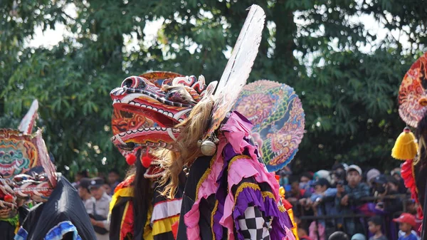 Performance 1000 Barong Dance Barong Uma Das Danças Tradicionais Indonésia — Fotografia de Stock