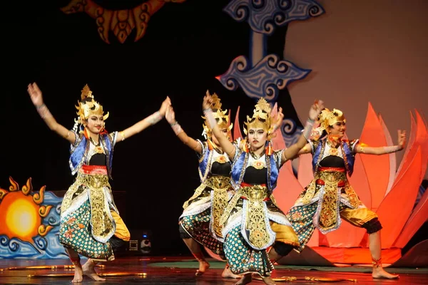 Χορός Της Wira Kusuma Αυτός Χορός Περιγράφει Την Άσκηση Ενός — Φωτογραφία Αρχείου