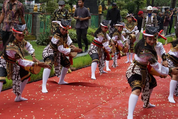 Indonesiska Utföra Reog Kendang Ceremonin Tulungagung Årsdag Bersih Nagari — Stockfoto
