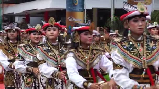 Ινδονησίας Εκτελέσει Reog Kendang Στην Τελετή Της Επετείου Του Tulungagung — Αρχείο Βίντεο