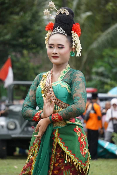 Ινδονησιακή Εκτελέσει Embrak Χορό Sumberasri Durian Φεστιβάλ Αυτός Χορός Είναι — Φωτογραφία Αρχείου
