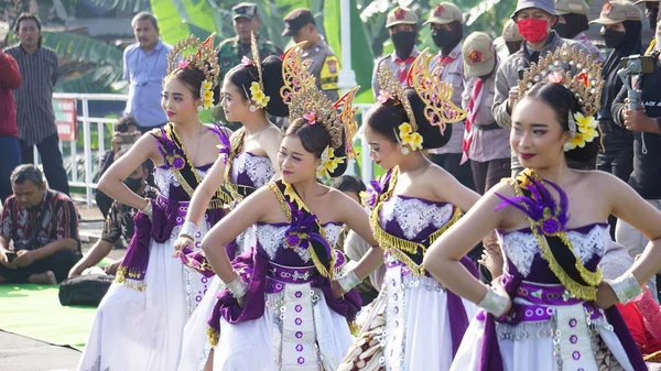 Lenggang Kali Brantas Dance Esta Dança Retrata Rio Brantas Com — Fotografia de Stock