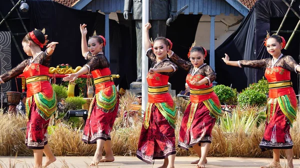 Indonesisch Optreden Sarinah Dans Deze Dans Toont Sarinah Vrouw Die — Stockfoto