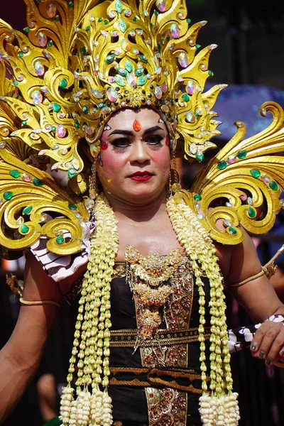 Biro Divatkarnevál Résztvevője Egyik Indonéz Jelmezes Karnevál — Stock Fotó