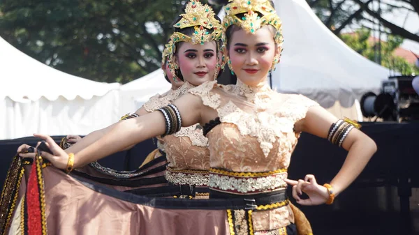 Klenting Sumanding Dance Likened Collection Kediri Girls Politeness Friendliness Others — Stock Photo, Image
