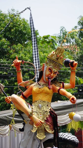 Ogoh Ogoh的雕像 Ogoh Ogoh是在Tawur Agung仪式上游行的雕像 Ogoh Ogoh代表名为Bhuta Kala的印度教人物 — 图库照片