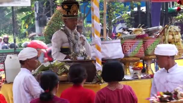 Церемония Таура Агунга Церемония Проводится Индусами День Священного Дня Ньепи — стоковое видео