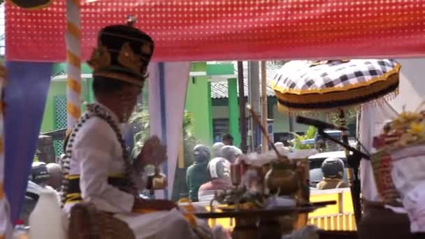 Ceremonia Tawur Agung Esta Ceremonia Una Ceremonia Realizada Por Los — Vídeo de stock
