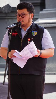 Kediri Hanindhito Himawan Pramana (Mas Dhito) naibi Kediri yıldönümünü kutlamak için açılışta Pameran Jadoel 'de