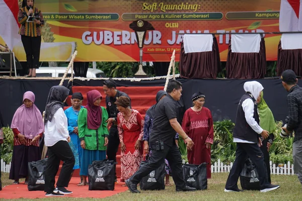 Khofifah Indar Parawansa Guvernör Östra Java Somberasri Durian Festival — Stockfoto
