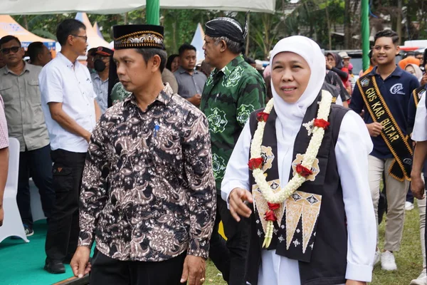 stock image Khofifah Indar Parawansa (governor of East Java) on sumberasri durian festival