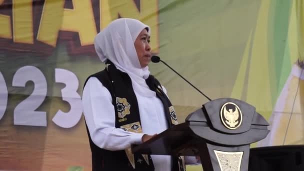 Khofifah Indar Parawansa Gobernador Java Oriental Festival Sumberasri Durian — Vídeo de stock