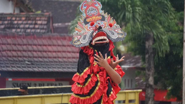 Выступление Баронга Баронг Один Индонезийских Традиционных Танцев — стоковое фото