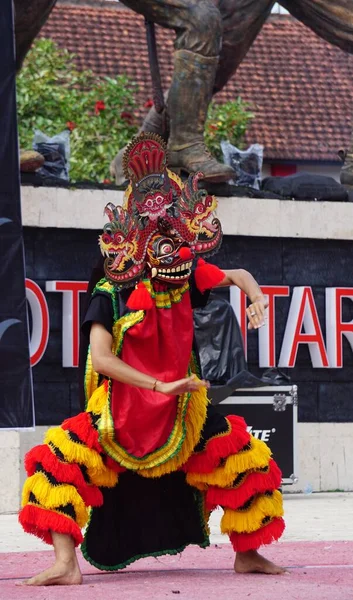 댄스의 바롱은 인도네시아의 — 스톡 사진
