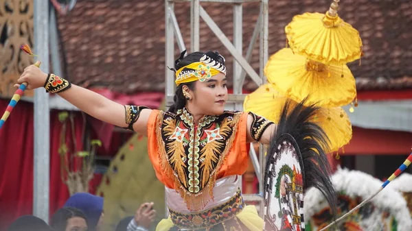 ジャラナン ダンス ジャワの伝統舞踊 ジャラナンは馬を意味するジャラン語から来ている — ストック写真