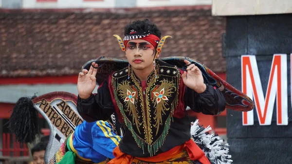 Het Optreden Van Celeng Dance Celeng Betekent Wild Zwijn Deze — Stockfoto