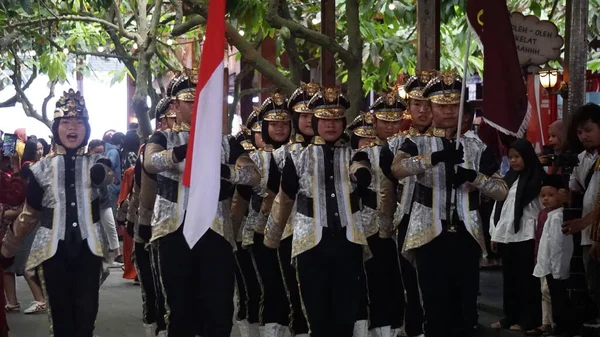 stock image Indonesian senior high school students with uniforms in marching