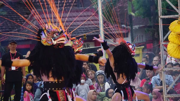 Indonesian Perform Barongan Kucingan Dance Dance Come Blitar — Foto de Stock