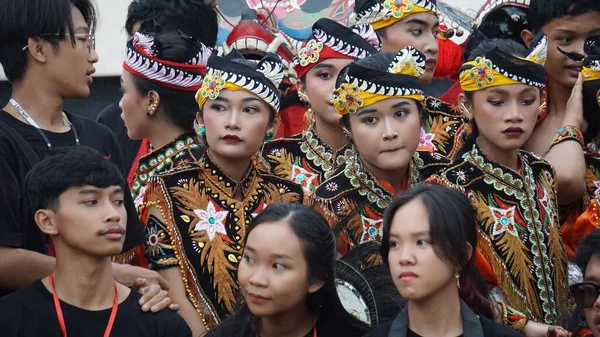 Dançarina Dança Barong Barong Uma Das Danças Tradicionais Indonésia — Fotografia de Stock