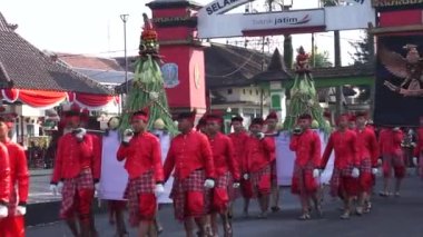 Blitar 'da Grebeg Pancasila. Bu etkinlik Pancasila Günü 'nün yıllık gündemidir.