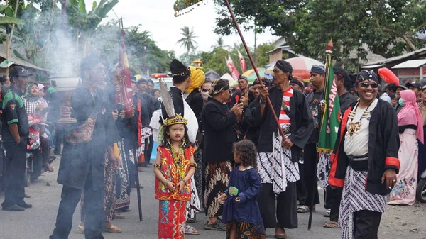 stock image The Tumpeng Agung Nusantara Carnival is held to commemorate the inauguration day of the Palah Temple (Penataran temple)