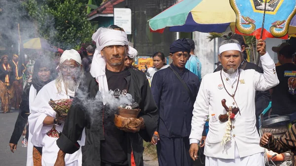 Karnawał Tumpeng Agung Nusantara Odbywa Się Okazji Inauguracji Świątyni Palah — Zdjęcie stockowe