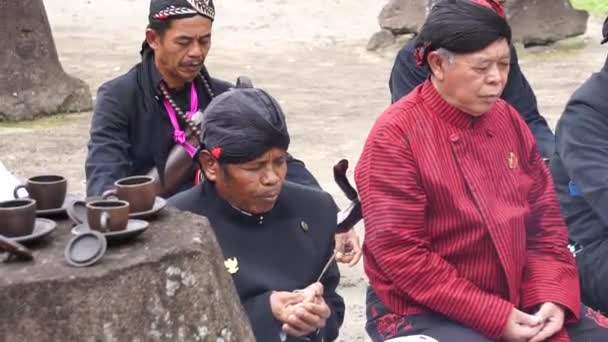 Karnawał Tumpeng Agung Nusantara Odbywa Się Okazji Inauguracji Świątyni Palah — Wideo stockowe