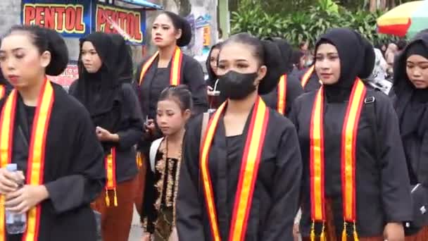 Carnaval Tumpeng Agung Nusantara Realizado Para Comemorar Dia Inauguração Templo — Vídeo de Stock