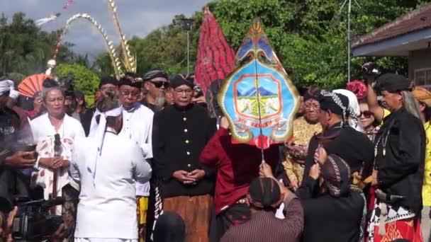 Καρναβάλι Tumpeng Agung Nusantara Πραγματοποιείται Για Τιμήσει Την Ημέρα Εγκαινίων — Αρχείο Βίντεο