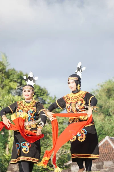 Indonesisch Optreden Burung Nuri Papegaai Dans Deze Dans Komt Uit — Stockfoto