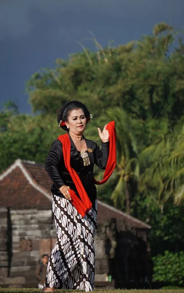 Indonesia Melakukan Tarian Gambyong Tarian Ini Berasal Dari Tengah Java — Stok Foto