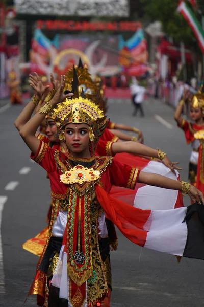 Singasana Jayaning Aum Dance Bali 这种舞蹈描绘了塔班王朝的胜利 — 图库照片