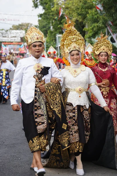 Indonésio Com Traje Tradicional Balinês Ben Carnival — Fotografia de Stock