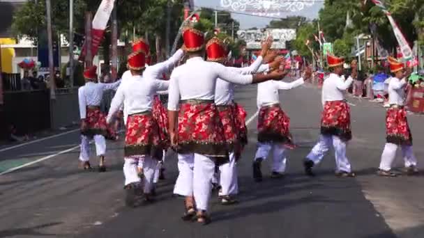 Indonésio Realizando Dança Seudati Aceh Seudati Vem Palavra Syahadat Admissão — Vídeo de Stock
